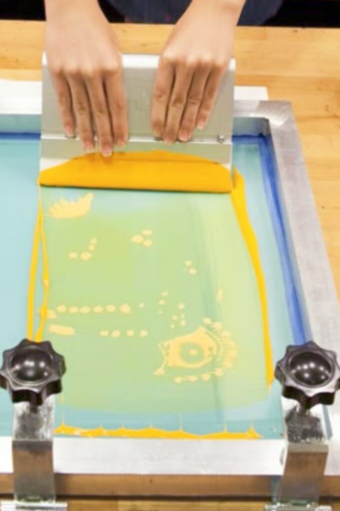 Dominando la impresión con tinta plastisol: Todo para lograr resultados impresionantes 18 Serigrafía
