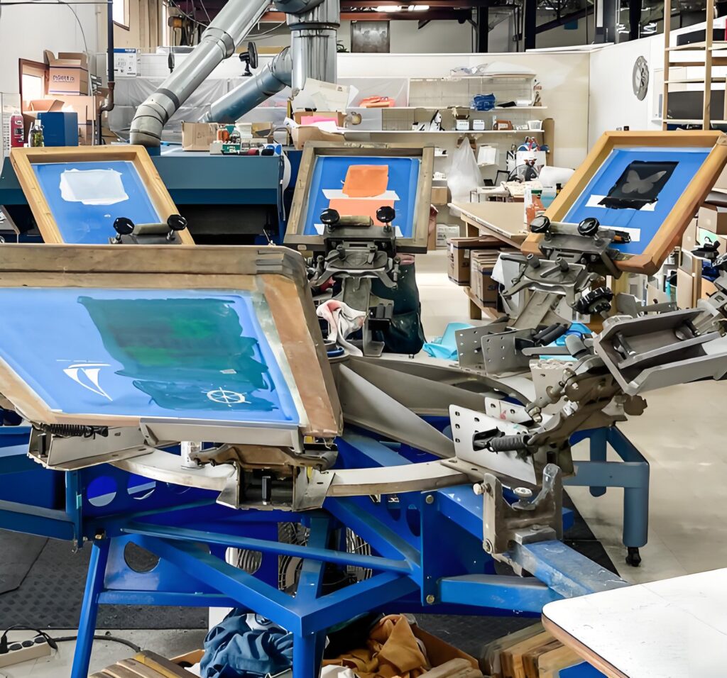 การพิมพ์สกรีนโดยตรง: วิธีการพิมพ์เสื้อผ้าที่กำหนดเอง 1 พิมพ์สกรีนโดยตรง